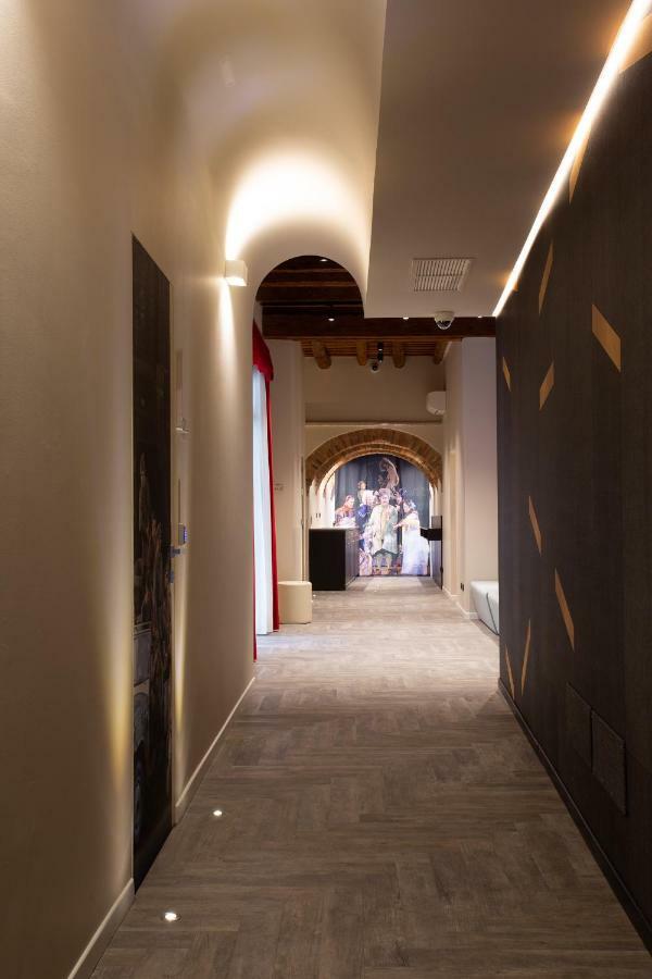 Italianflat - Theatrum And Guest house
